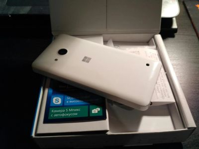 Лот: 8611048. Фото: 1. Microsoft Lumia 550, белый (на... Смартфоны