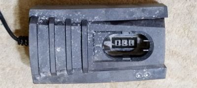 Лот: 25882735. Фото: 1. Зарядное. Разное