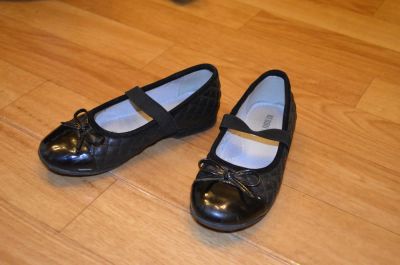 Лот: 6510709. Фото: 1. Туфли для девочки фирмы Keddo... Туфли