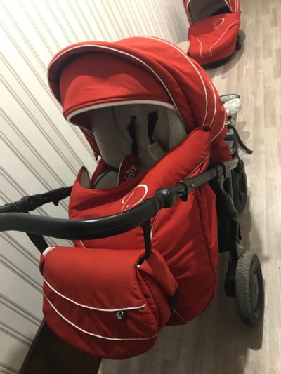 Лот: 14580990. Фото: 1. Коляска 3в1. Коляски