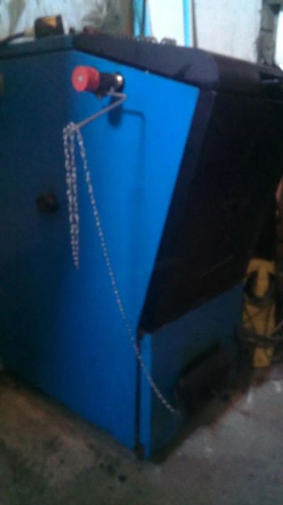 Лот: 9005423. Фото: 1. Котел угольный ZOTA Carbon 32. Отопительные котлы, печи