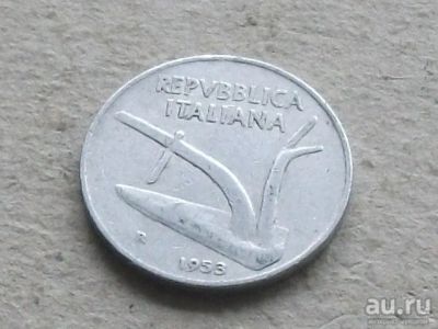 Лот: 13537445. Фото: 1. Монета 10 лир Италия 1953 флора... Европа