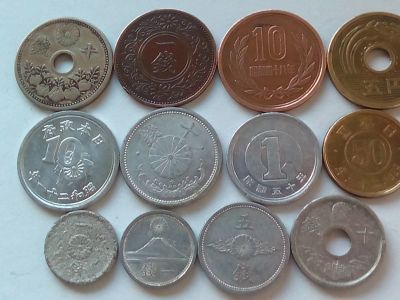 Лот: 22032323. Фото: 1. Набор монет Японии 12 шт. Наборы монет