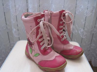 Лот: 7118547. Фото: 1. Сапожки весна-осень для девочки... Сапоги