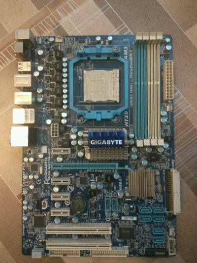 Лот: 9638109. Фото: 1. GA-MA770T-UD3. Материнские платы