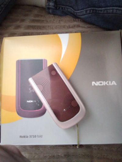 Лот: 18897550. Фото: 1. Сотовый телефон NOKIA 3710. Кнопочные мобильные телефоны