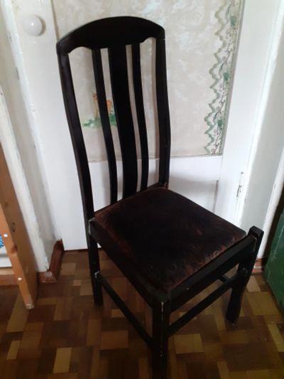 Лот: 20230264. Фото: 1. Стул деревянный модель седушка... Столы, стулья, обеденные группы