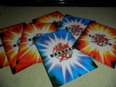 Лот: 6142571. Фото: 1. Карты Бакуган 90штук. Детские настольные игры