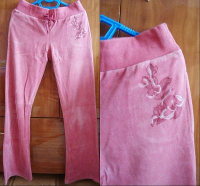 Лот: 3325557. Фото: 1. Спортивные велюровые штаны на... Спортивная одежда