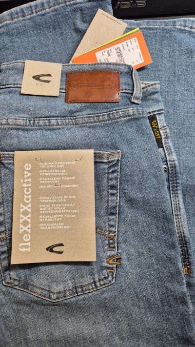 Лот: 25899286. Фото: 1. Джинсы Camel Active FleXXXactive... Брюки, джинсы, шорты