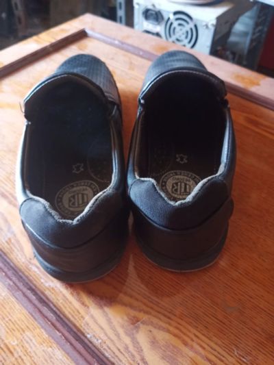 Лот: 25885263. Фото: 1. Туфли летние женские 37р. Кеды, кроссовки, слипоны