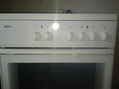 Лот: 4021368. Фото: 1. Плита эл. BOSCH c керамическим... Плиты, духовые шкафы, варочные поверхности