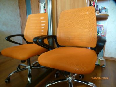 Лот: 7958765. Фото: 1. Кресло офисное ..Стул поворотный... Стулья и кресла офисные