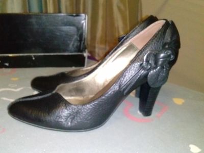 Лот: 7987107. Фото: 1. Туфли черные. Туфли