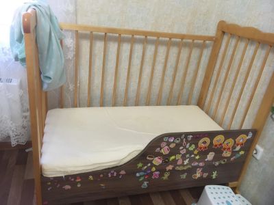 Лот: 16933816. Фото: 1. Детская кроватка. Детские кровати и кроватки