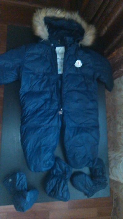 Лот: 6223966. Фото: 1. зимний комбинезон Монклер. Верхняя одежда