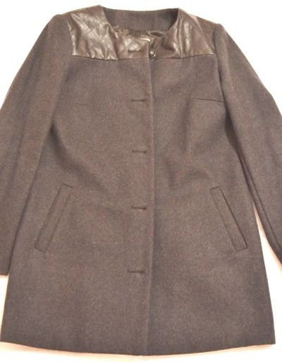 Лот: 6253171. Фото: 1. Пальто фирмы "Mango". Верхняя одежда