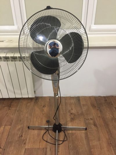 Лот: 16543469. Фото: 1. Напольный вентилятор Vitek VT-1909... Вентиляторы бытовые