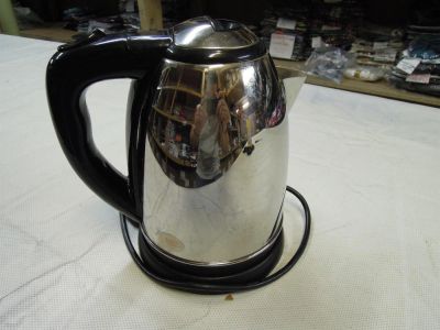 Лот: 2983356. Фото: 1. Чайник 1,5 литра. Чайники, кофемашины, кулеры