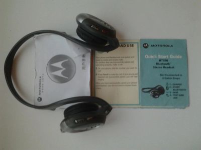 Лот: 4178985. Фото: 1. Гарнитура беспроводная Motorolla... Красноярск