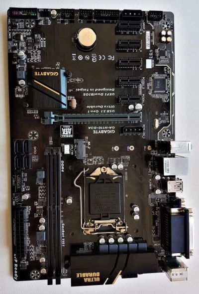 Лот: 11687966. Фото: 1. Материнская плата GIGaBYTE GA-H110-D3A... Материнские платы