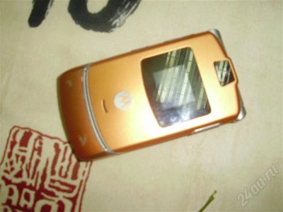 Лот: 481435. Фото: 1. Motorola V3. Кнопочные мобильные телефоны