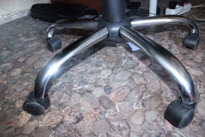 Лот: 7663332. Фото: 1. кресло. Стулья и кресла офисные