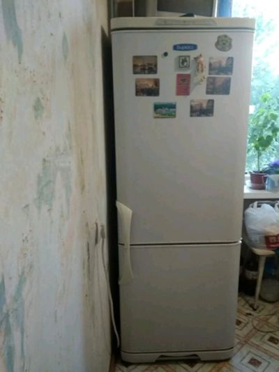 Лот: 13925322. Фото: 1. Холодильник Бирюса с холодильника... Холодильники, морозильные камеры