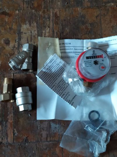 Лот: 25880771. Фото: 1. Счётчик. Водосчётчики, манометры