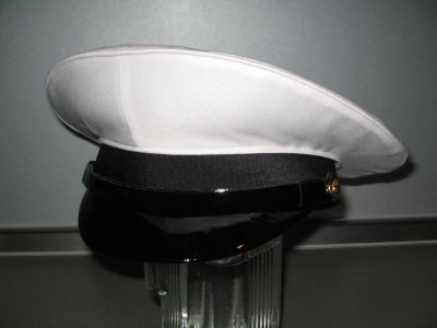 Лот: 6810925. Фото: 1. фуражка офицера ВМФ СССР,с белым... Униформа