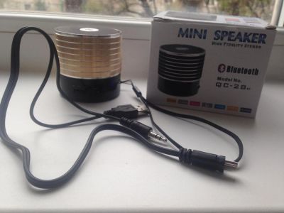 Лот: 4594638. Фото: 1. Колонка беспроводная Bluetooth... Красноярск