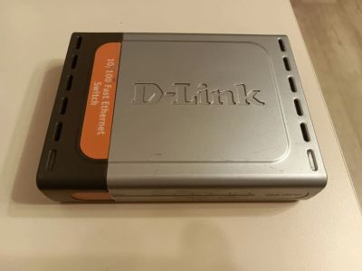 Лот: 25899911. Фото: 1. Коммутатор D-Link DES-1005D. Коммутаторы