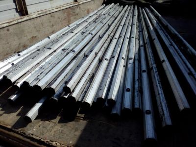 Лот: 9320868. Фото: 1. Труба (вал) алюминиевый. Другое (строительство и ремонт)