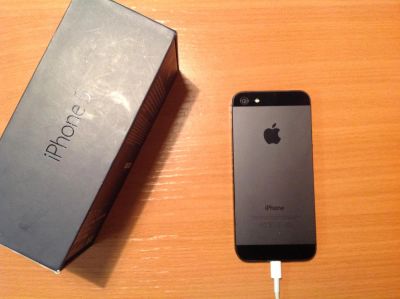 Лот: 4628967. Фото: 1. iphone 5 16GB Original НЕисправный... Смартфоны