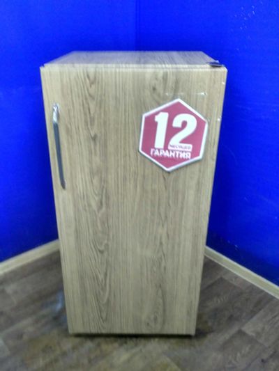 Лот: 12709861. Фото: 1. Холодильник (эконом) бирюса б-2... Холодильники, морозильные камеры