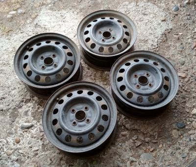 Лот: 15933919. Фото: 1. Штамповка R14 - 4x100. Диски