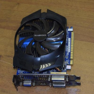 Лот: 15108169. Фото: 1. Gygabite GTX 650 ti. Видеокарты