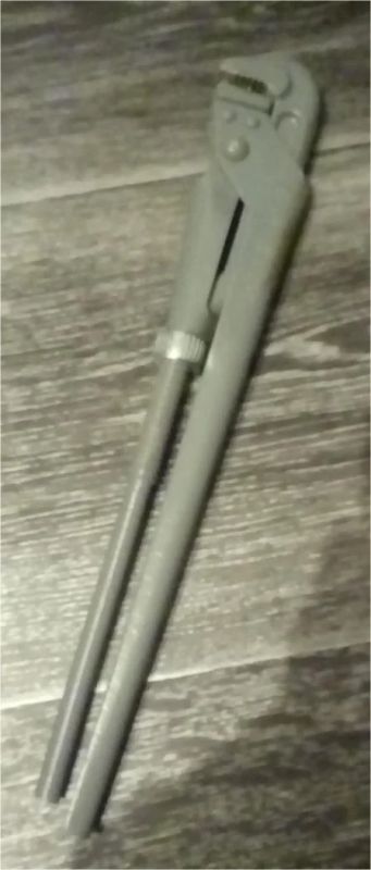 Лот: 11310375. Фото: 1. Ключ разводной трубный. Ручной инструмент