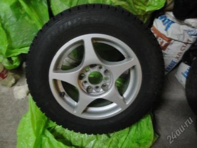 Лот: 1294713. Фото: 1. Комплект зимней резины на дисках... Шины на дисках