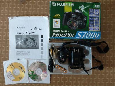 Лот: 11776311. Фото: 1. фотоаппарат Fujifilm FinePix S7000... Цифровые компактные