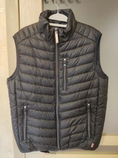 Лот: 25856815. Фото: 1. Жилет мужской NortFolk. Верхняя одежда