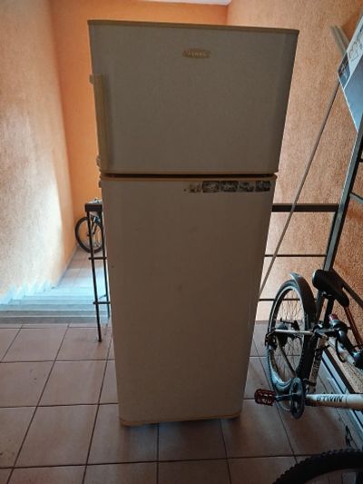 Лот: 25898957. Фото: 1. холодильник бирюса. Холодильники, морозильные камеры