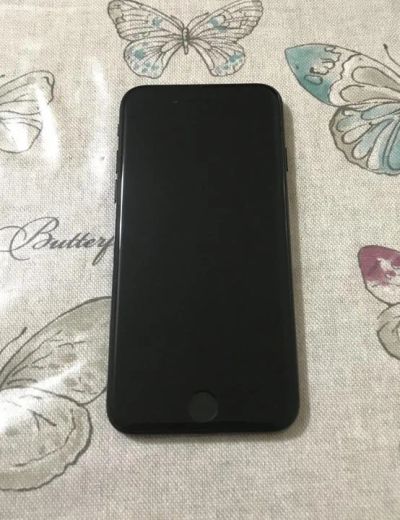 Лот: 10742877. Фото: 1. iPhone 7 128гб. Смартфоны