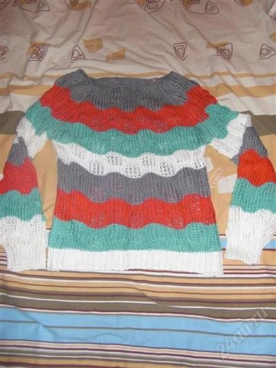 Лот: 1972682. Фото: 1. Кофта вязаная!!. Свитеры, толстовки, худи