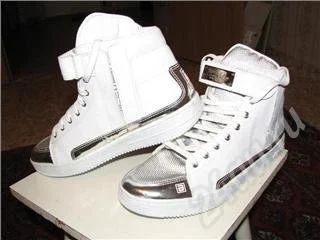 Лот: 157931. Фото: 1. Крутые Клевые Абсолютно новые... Кеды, кроссовки, слипоны