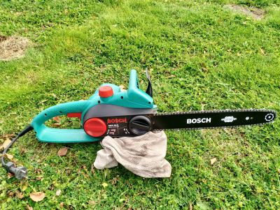 Лот: 25883518. Фото: 1. Электропила Bosch AKE 40 S. Электроинструмент