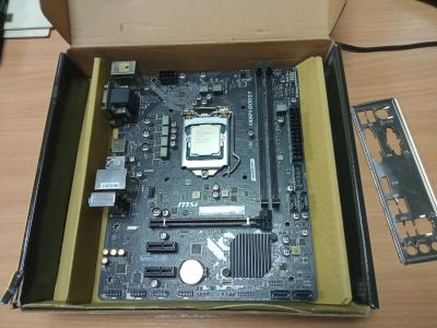 Лот: 25885677. Фото: 1. Комплект: материнская плата MSI... Комплекты запчастей