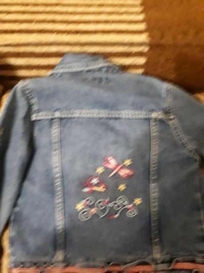 Лот: 11309934. Фото: 1. Пиджак на девочку. Костюмы, пиджаки, комбинезоны