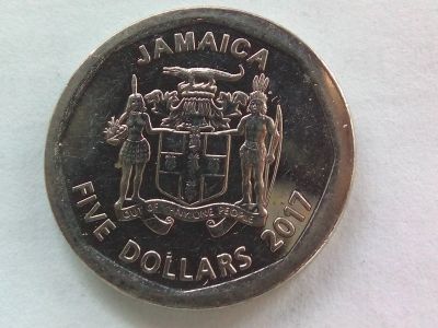 Лот: 19978757. Фото: 1. Монета Ямайки 5 долларов, 2017. Америка