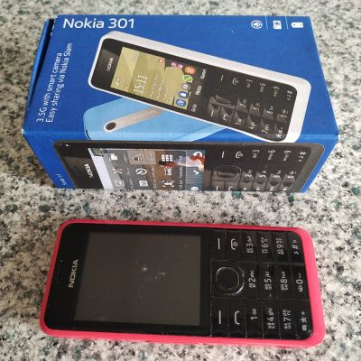 Лот: 19020466. Фото: 1. Nokia Нокиа 301 (см. описание). Кнопочные мобильные телефоны